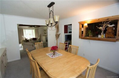 501 Berkshire Dr, Statesville, NC 28677 - photo 5