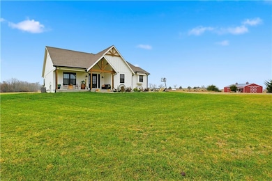 36958 Jingo Rd, Louisburg, KS 66053 - photo 4