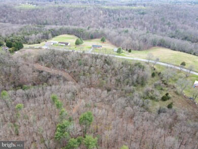 14109 Maple Ridge Rd, Hancock, MD 21750 - photo 3