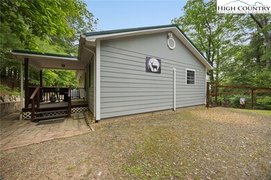 5928 Sheets Gap Rd, Millers Creek, NC 28651 - photo 5