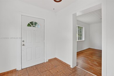 321 NE 169th St unit front, North Miami Beach, FL 33162 - photo 3