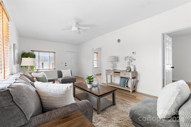 494 Washington St, Cramerton, NC 28032 - photo 6