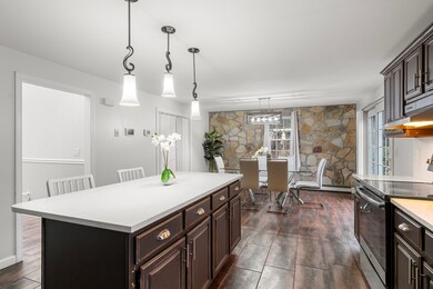 592 Myricks St, East Taunton, MA 02718 - photo 2