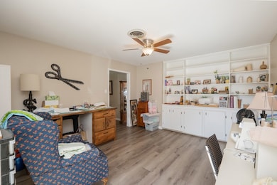 901 Lake Dr, Kerrville, TX 78028 - photo 7