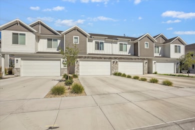 3270 N 3325 W unit 386B, Plain City, UT 84404 - photo 2
