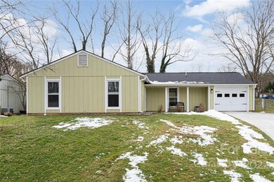 65 Tipperary Dr, Asheville, NC 28806 - photo 2