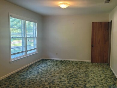 613 Omega St, Longview, TX 75601 - photo 7