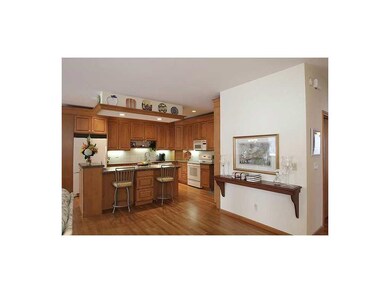 Kitchen. Maple cabinets and granite counter tops.