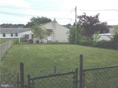 1303 Midland Rd, Conshohocken, PA 19428 - photo 3