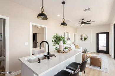 1721 W Sherman St unit B, Phoenix, AZ 85007 - photo 7