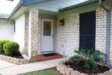 7842 Salge Dr, Houston, TX 77040 - photo 2