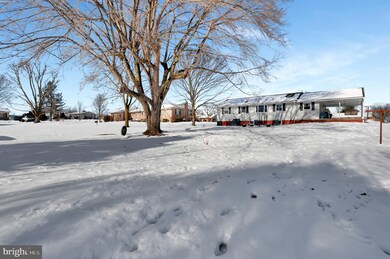 1560 Brenda Dr, Greencastle, PA 17225 - photo 3