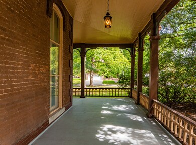 505 College Ave, Lincoln, IL 62656 - photo 7