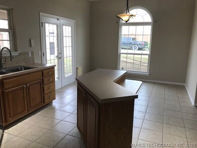 1513 W 117th St S, Jenks, OK 74037 - photo 4