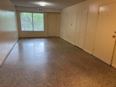 100 Ridgeview Lane, Apt 8 2