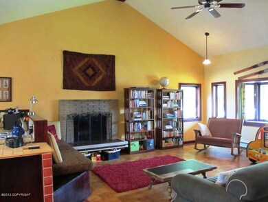 Living room 3