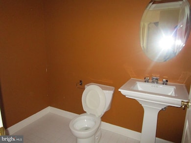 15804 Buxton Place, Upper Marlboro, MD 20774 - photo 3