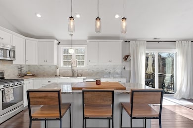 98 Upton St, Grafton, MA 01519 - photo 4