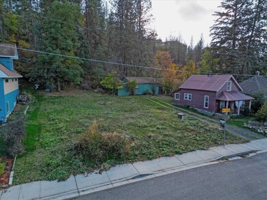 2405 W Bennett Ave, Spokane, WA 99201 - photo 2