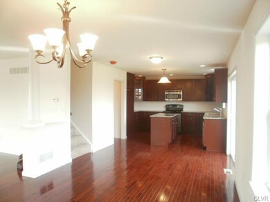 860 Fieldstone Trail unit 71, Easton, PA 18040 - photo 3