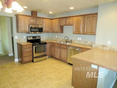 819 Nectarine St, Nampa, ID 83686 - photo 7