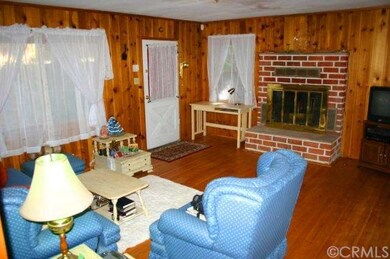 22848 Laurel Ln, Crestline, CA 92325 - photo 3