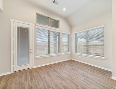 10284 Bayou Oaks Dr, Conroe, TX 77385 - photo 6