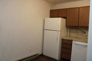 371 Emmett St unit 6, Bristol, CT 06010 - photo 5