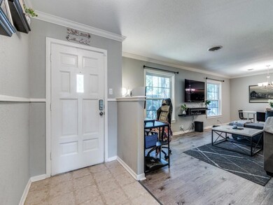 817 W Cheryl Ave, Hurst, TX 76053 - photo 6