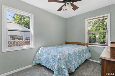 2017 W 69th St, Davenport, IA 52806 - photo 7