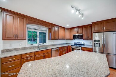 528 Hemlock Rd, Tamaqua, PA 18252 - photo 5