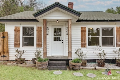 229 Harmony St, Commerce, GA 30529 - photo 2