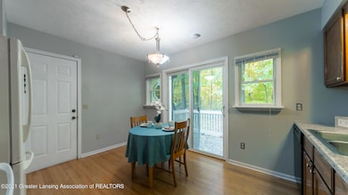 5251 Renee St, Lansing, MI 48911 - photo 7