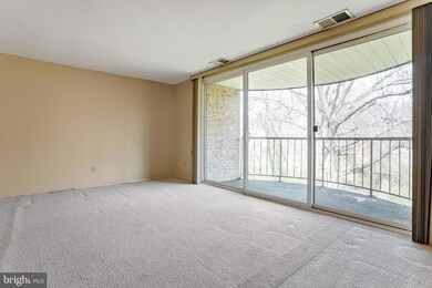 3308 Huntley Square Dr unit A, Temple Hills, MD 20748 - photo 4
