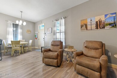 699 Dunbar Ave unit 302, Bay St. Louis, MS 39520 - photo 5