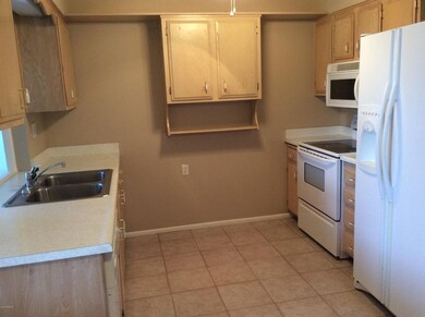 11021 W Thunderbird Blvd, Sun City, AZ 85351 - photo 5