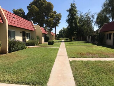 3419 W Del Monico Ln, Phoenix, AZ 85051 - photo 2