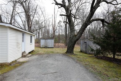 20724 Louisa Rd, Louisa, VA 23093 - photo 3