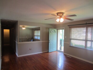 Living Room to Entry