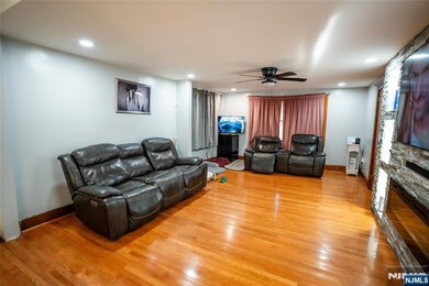 196 Hayward Place, Wallington, NJ 07057 - photo 3