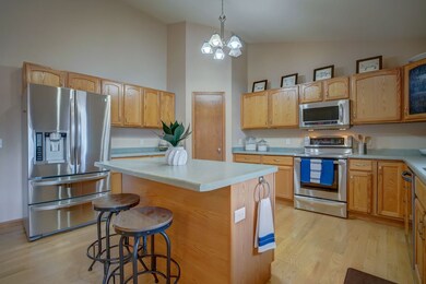 2794 Hollyhock St, Fitchburg, WI 53711 - photo 4