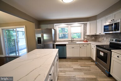 121 Weather Vane Dr, Cherry Hill, NJ 08002 - photo 7