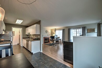 1740 Bridle Post Dr unit 4D, Aurora, IL 60506 - photo 6