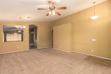 3446 S Joshua Tree Ln, Gilbert, AZ 85297 - photo 4