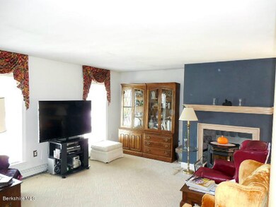 23 Cobble Stone Cove, Pittsfield, MA 01201 - photo 2
