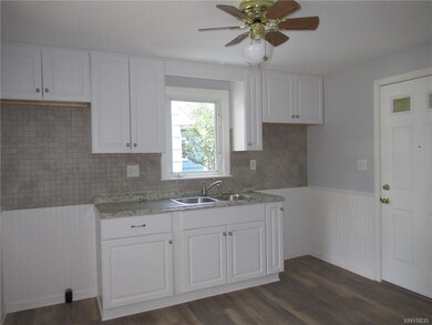 676 Nash Rd, North Tonawanda, NY 14120 - photo 4