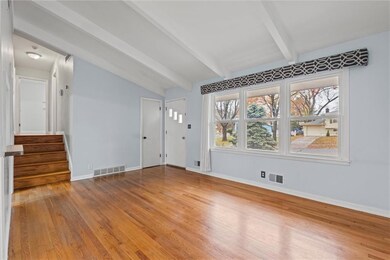 7413 Larsen Ln, Shawnee, KS 66203 - photo 4