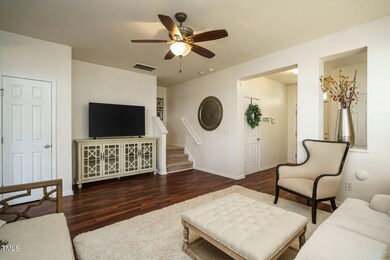 007-1920x1080-living-room