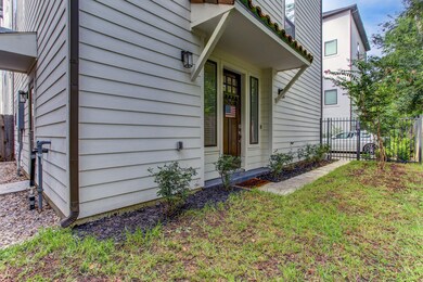 841 Fisher St unit C, Houston, TX 77018 - photo 3