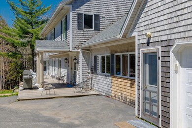 ExteriorFrontDeck